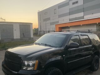 2008 Chevrolet Tahoe III, чёрный, 1900000 рублей, вид 1