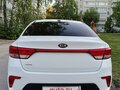 2018 Kia Rio IV, белый, 850000 рублей - вид 2