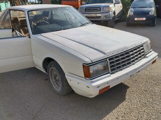 1984 Nissan Laurel IV (C31), белый, 180000 рублей, вид 2