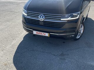 2020 Volkswagen Multivan T6 Рестайлинг, чёрный, 7500000 рублей, вид 3