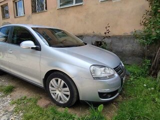 2010 Volkswagen Jetta V, серебристый, 780000 рублей, вид 2