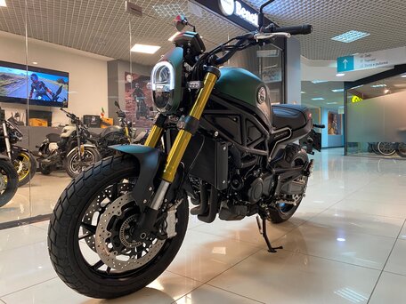 2025 Benelli Leoncino 800, зелёный, 700000 рублей, вид 2