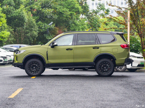 2023 Maxus D90 Pro (I Рестайлинг), зелёный - вид 3