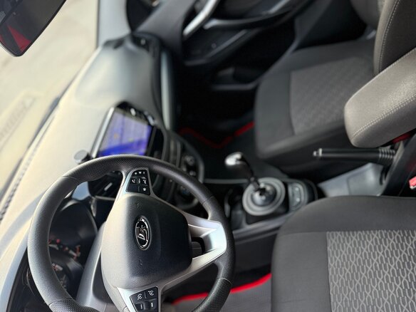 2018 Lada (ВАЗ) Vesta I, красный, 850000 рублей - вид 8