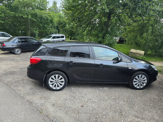 2012 Opel Astra J, чёрный, 870000 рублей, вид 1