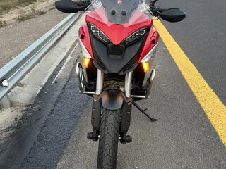 2023 Ducati Multistrada V4, красный, 3672859 рублей, вид 3