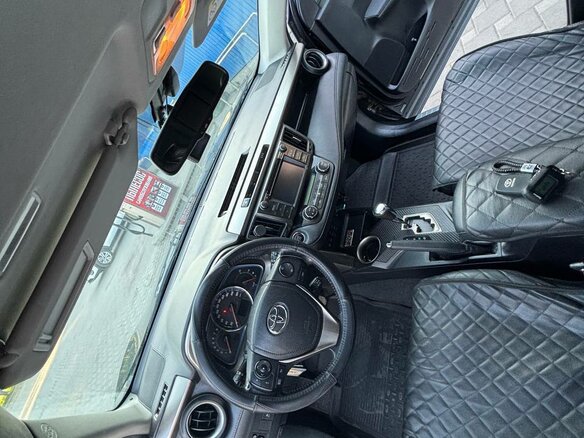 2013 Toyota RAV4 IV (XA40), чёрный, 2250000 рублей - вид 8