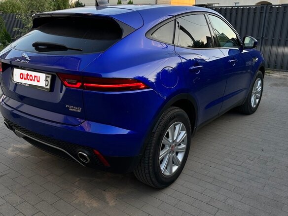2020 Jaguar E-Pace I, синий, 2400000 рублей - вид 4