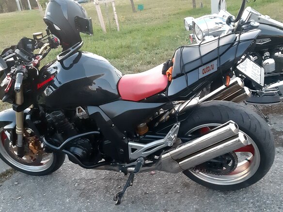 2003 Kawasaki Z 1000, чёрный, 400000 рублей