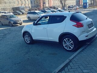 2014 Nissan Juke I, белый, 900000 рублей, вид 2