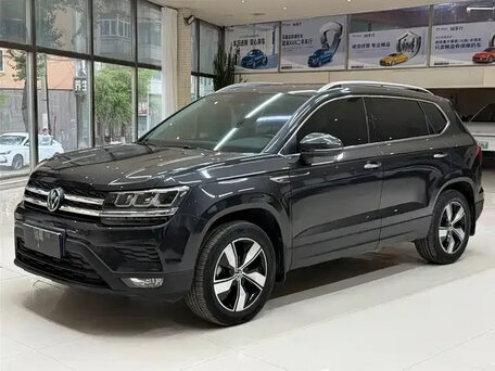 Volkswagen Tharu I