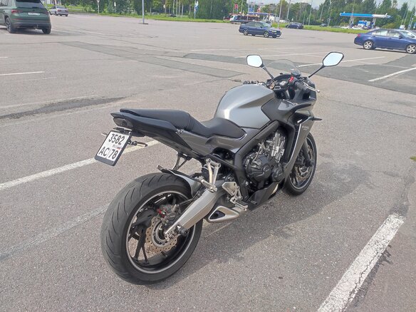 2015 Honda CBR 650F, серый, 525000 рублей - вид 4