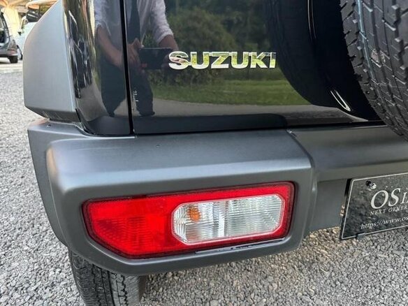 2022 Suzuki Jimny Sierra IV, чёрный - вид 25