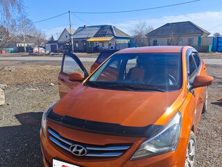 2015 Hyundai Solaris I Рестайлинг, оранжевый, 975000 рублей, вид 1