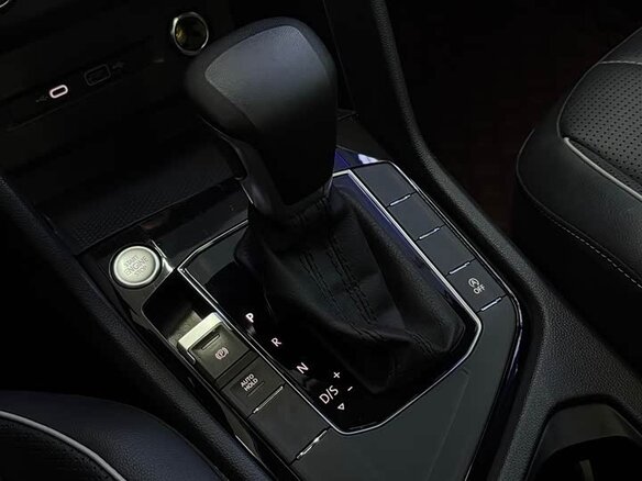 2023 Volkswagen Tiguan L II Рестайлинг (China Market), чёрный, 2400000 рублей - вид 11