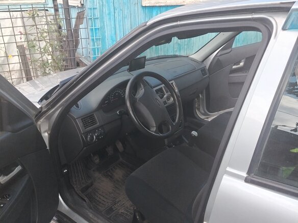 2012 Lada (ВАЗ) Priora I, серебристый, 400000 рублей - вид 3