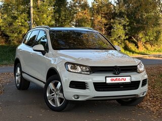 2012 Volkswagen Touareg II, белый, 2650000 рублей, вид 1