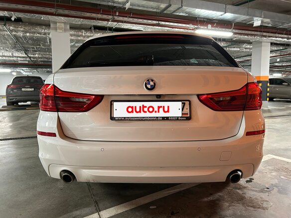 2019 BMW 5 серии 530i xDrive VII (G30/G31/G38), белый, 3750000 рублей - вид 9