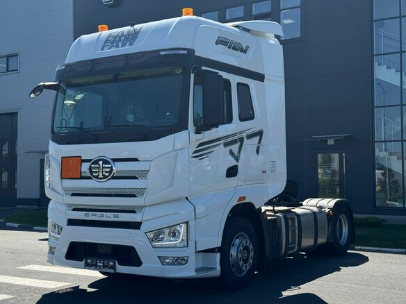2024 FAW J7, белый, 8600000 рублей