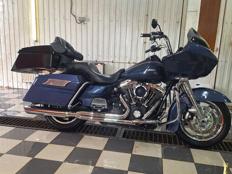2009 Harley-Davidson Road Glide, синий, 1000000 рублей, вид 4