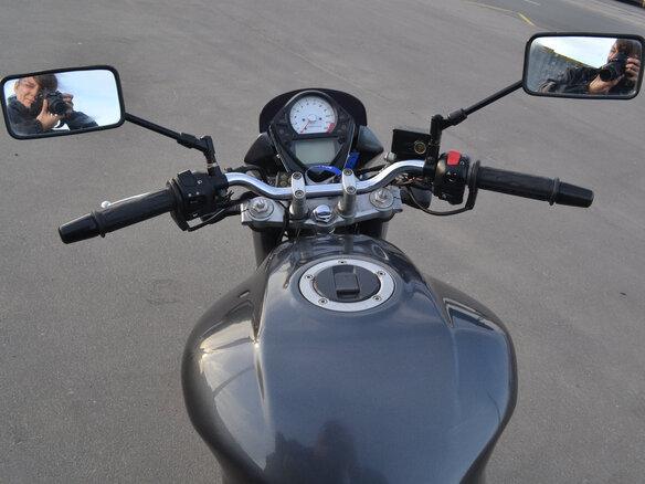 2008 Suzuki SV 650, серебристый - вид 22