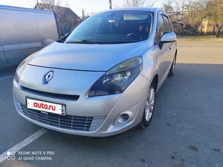 2010 Renault Scenic III, серебристый, 735000 рублей, вид 1