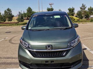 2019 Honda Freed II Рестайлинг, серый, 1900000 рублей, вид 2