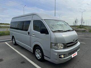 2010 Toyota HiAce H200 Рестайлинг, серебристый, 1750000 рублей, вид 1