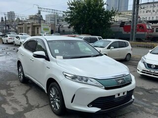 2018 Toyota Harrier III (XU60) Рестайлинг, белый, 3950000 рублей, вид 2