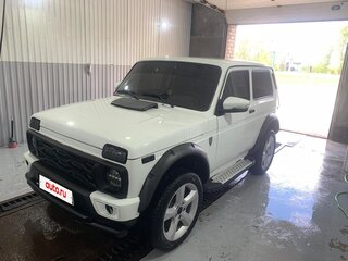 2009 Lada (ВАЗ) 2121 (4x4) I Рестайлинг, белый, 600000 рублей, вид 1