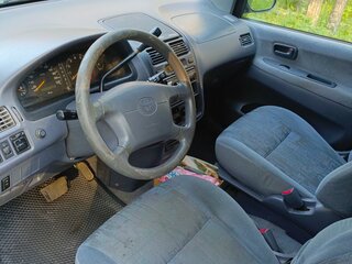 1999 Toyota Picnic I, серебристый, 350000 рублей, вид 3