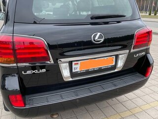 2011 Lexus LX 570 III, чёрный, 3163411 рублей, вид 2