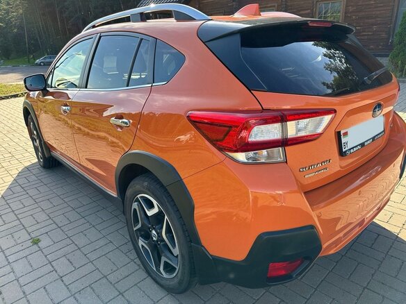 2018 Subaru XV II, оранжевый, 1850000 рублей - вид 3