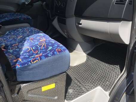 2008 Volkswagen Crafter, чёрный, 1730781 рублей, вид 4