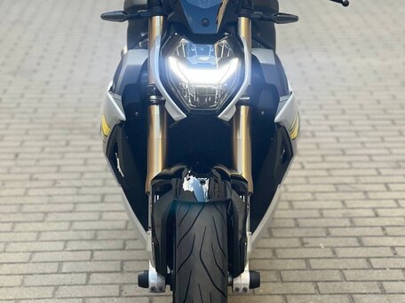 2021 BMW S 1000 R, серебристый, 2300000 рублей, вид 4