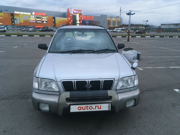 2001 Subaru Forester I Рестайлинг, серебристый - вид 2