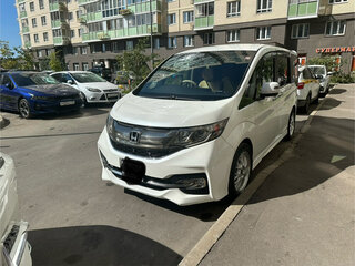 2015 Honda Stepwgn Spada V, белый, 1820000 рублей, вид 3
