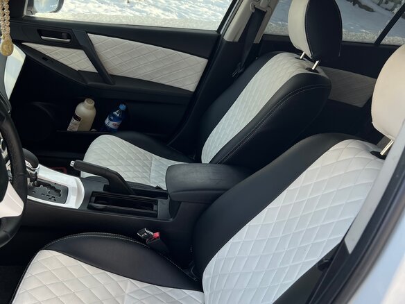 2011 Mazda 3 II (BL) Рестайлинг, белый, 1200000 рублей - вид 1