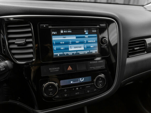 2016 Mitsubishi Outlander III Рестайлинг 2, серый - вид 15