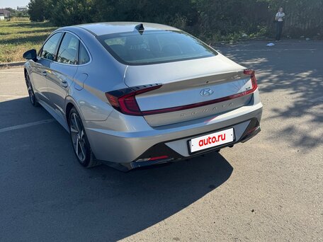 2020 Hyundai Sonata VIII (DN8), серый, 2399000 рублей, вид 5