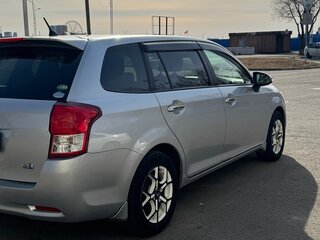 2014 Toyota Corolla Fielder XI (E160, E170, E180), серебристый, 1100000 рублей, вид 3