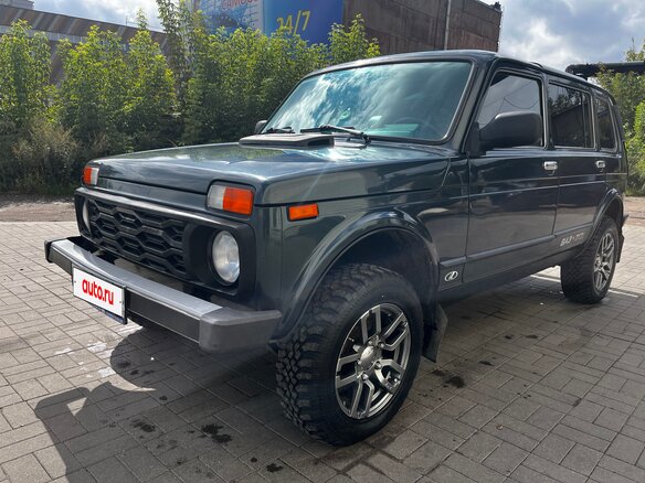 2014 Lada (ВАЗ) 2131 (4x4) I, синий, 650000 рублей