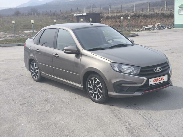 2021 Lada (ВАЗ) Granta Drive Active I Рестайлинг, коричневый, 1100000 рублей - вид 4