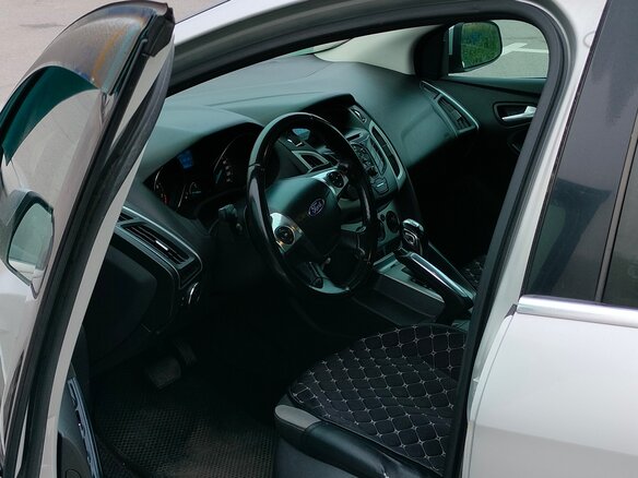 2011 Ford Focus III, серебристый, 695000 рублей - вид 8