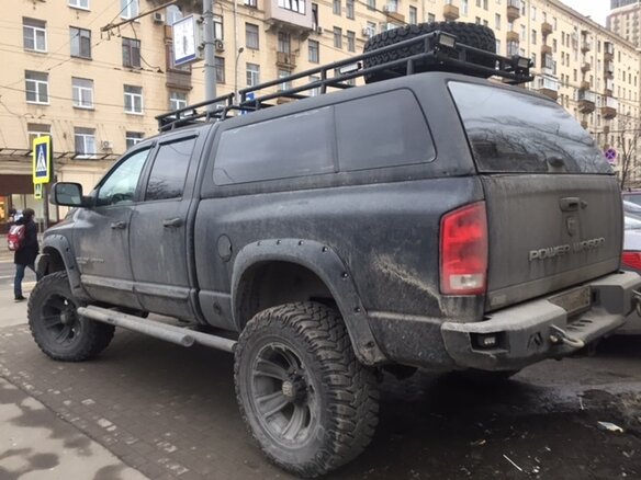 2005 Dodge RAM III (DR/DH), чёрный, 2200000 рублей - вид 11