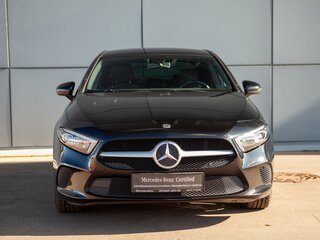2019 Mercedes-Benz A-Класс 200 IV (W177), чёрный, 2390000 рублей, вид 3