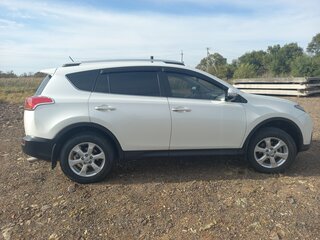 2014 Toyota RAV4 IV (XA40), белый, 2287000 рублей, вид 2