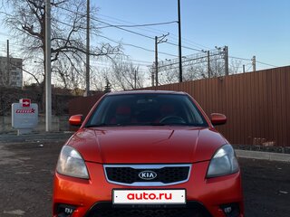 2010 Kia Rio II Рестайлинг, оранжевый, 650000 рублей, вид 2