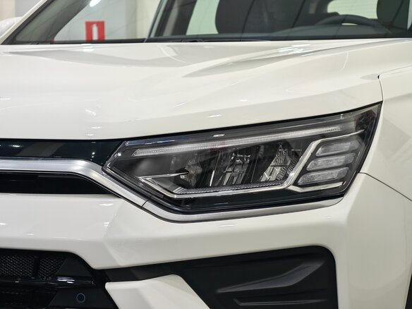 2025 KGM Korando, белый - вид 17