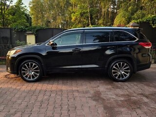 2018 Toyota Highlander III (XU50) Рестайлинг, чёрный, 3909900 рублей, вид 3